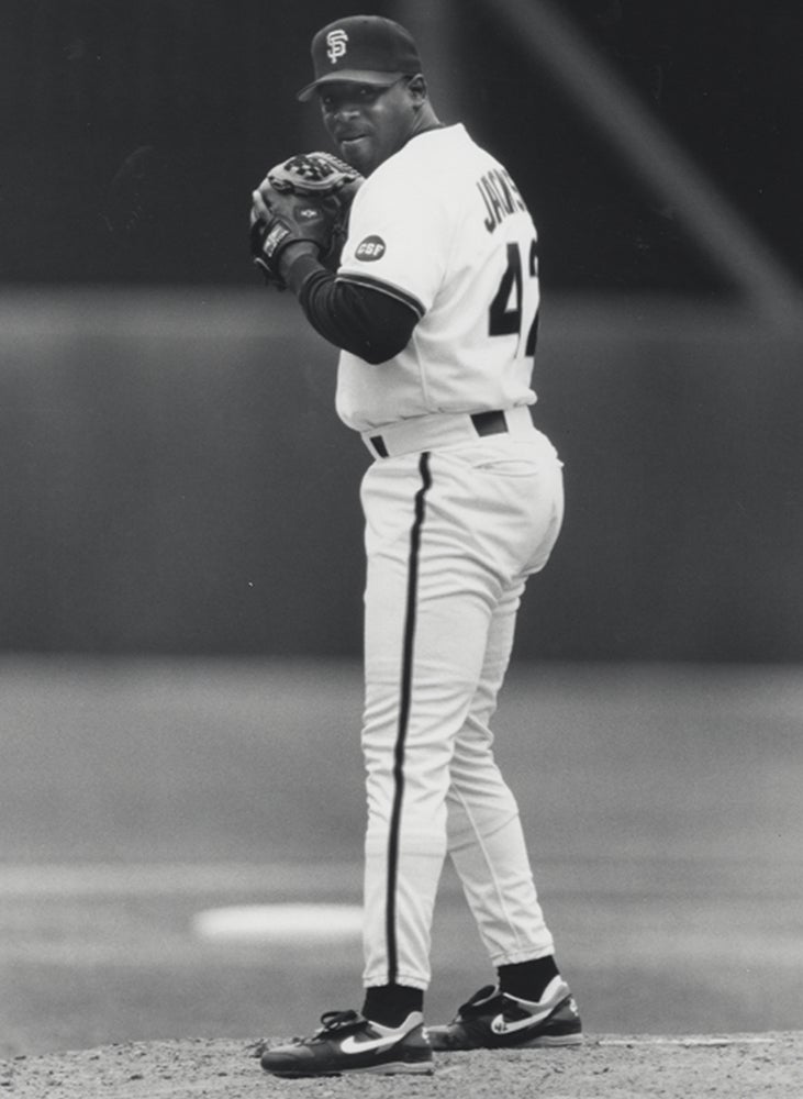 Mike Jackson pitches for Giants